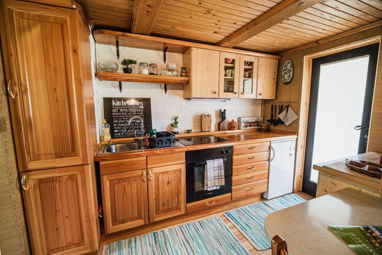 Cottage Hidden Pearl Згорнье-Езерско Экстерьер фото